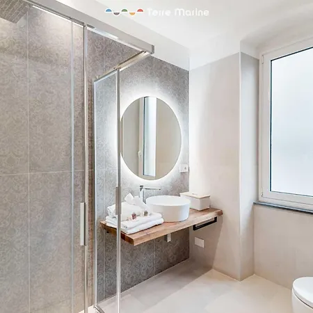 Appartement Le Dimore Dei Fiori, Terre Marine *