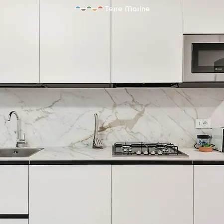 Appartement Le Dimore Dei Fiori, Terre Marine