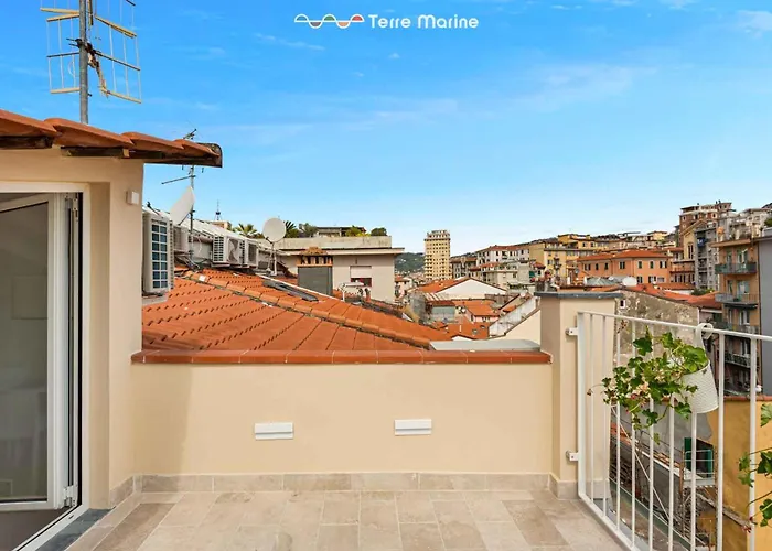 Le Dimore Dei Fiori, Terre Marine * La Spezia